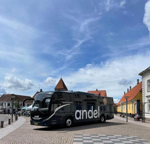 Andel Elbus